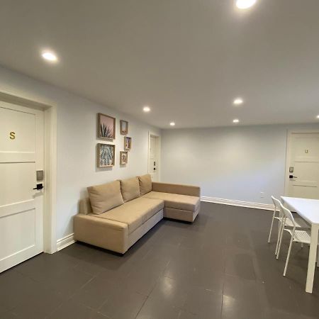Yonge And Finch Subway !U Spacious & Cozy Private Bdr With Shared Bathroom Toronto Luaran gambar