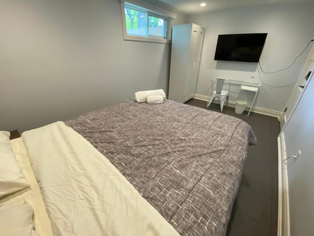 Yonge And Finch Subway !U Spacious & Cozy Private Bdr With Shared Bathroom Toronto Luaran gambar
